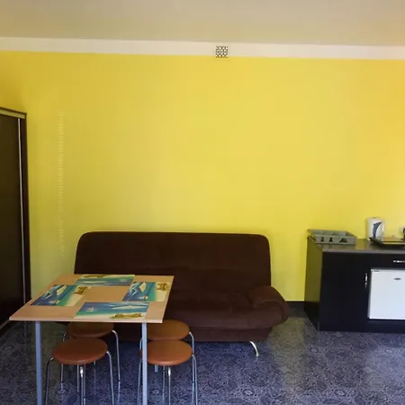 Apartamento 4 *